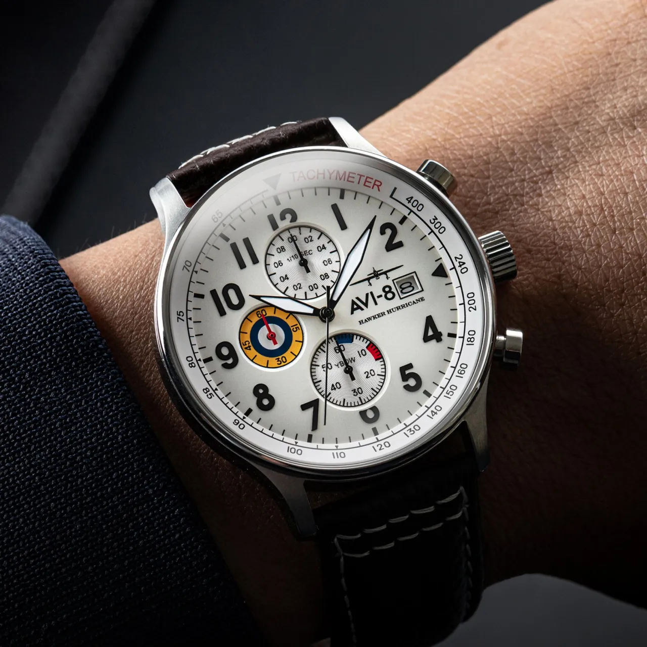 AVI-8 Hawker Hurricane Classic Chronograph White AV401101 detay görseli 2