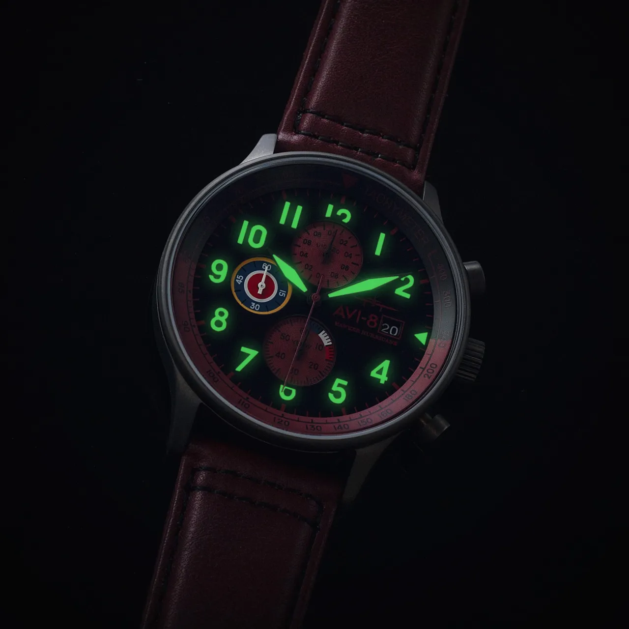 AVI-8 Hawker Hurricane Classic Chronograph Blood Red AV40110S detay görseli 3