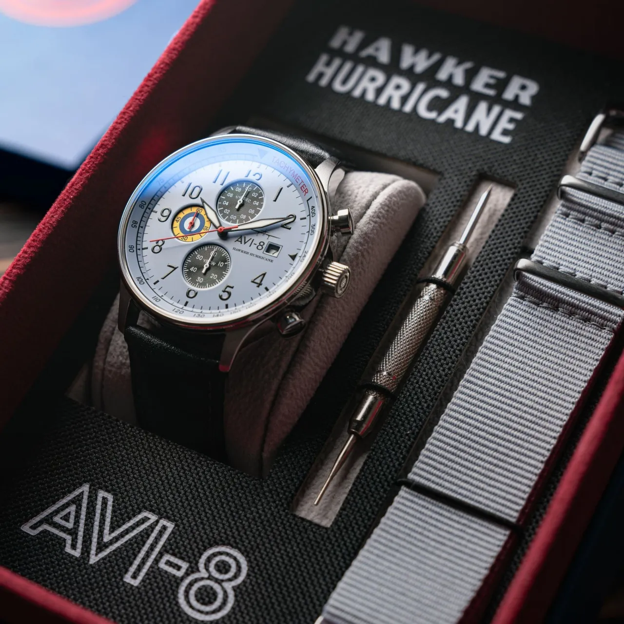 AVI-8 Hawker Hurricane Classic Chronograph Faded Blue AV40110V detay görseli 5