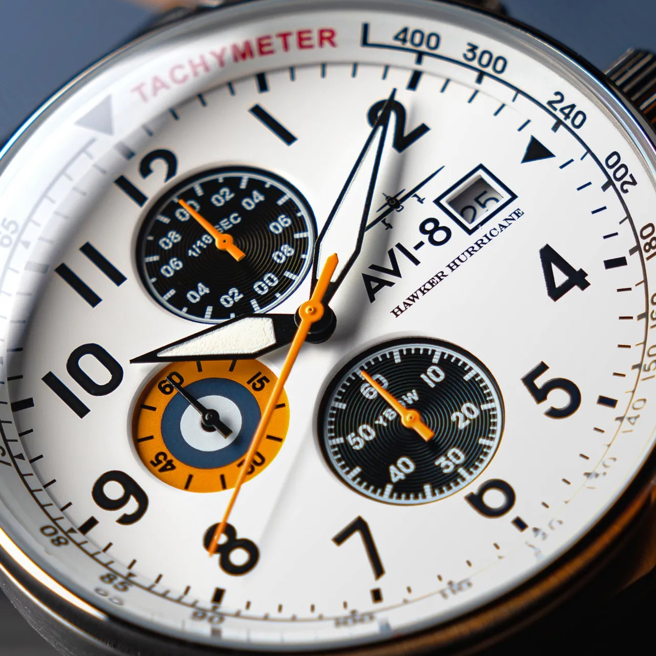 AVI-8 Hawker Hurricane Classic Chronograph Otomatik AV40111E detay görseli 4