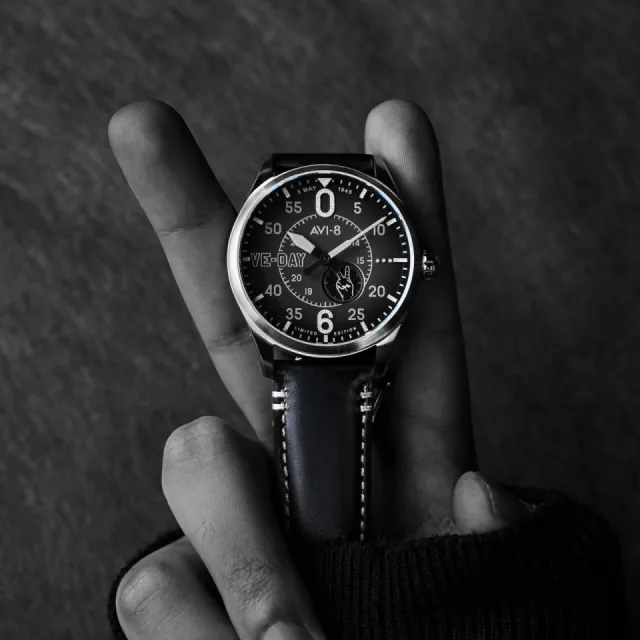 AVI-8 Spitfire Type 300 Automatic Black Valour Midnight AV407301 Görsel 5