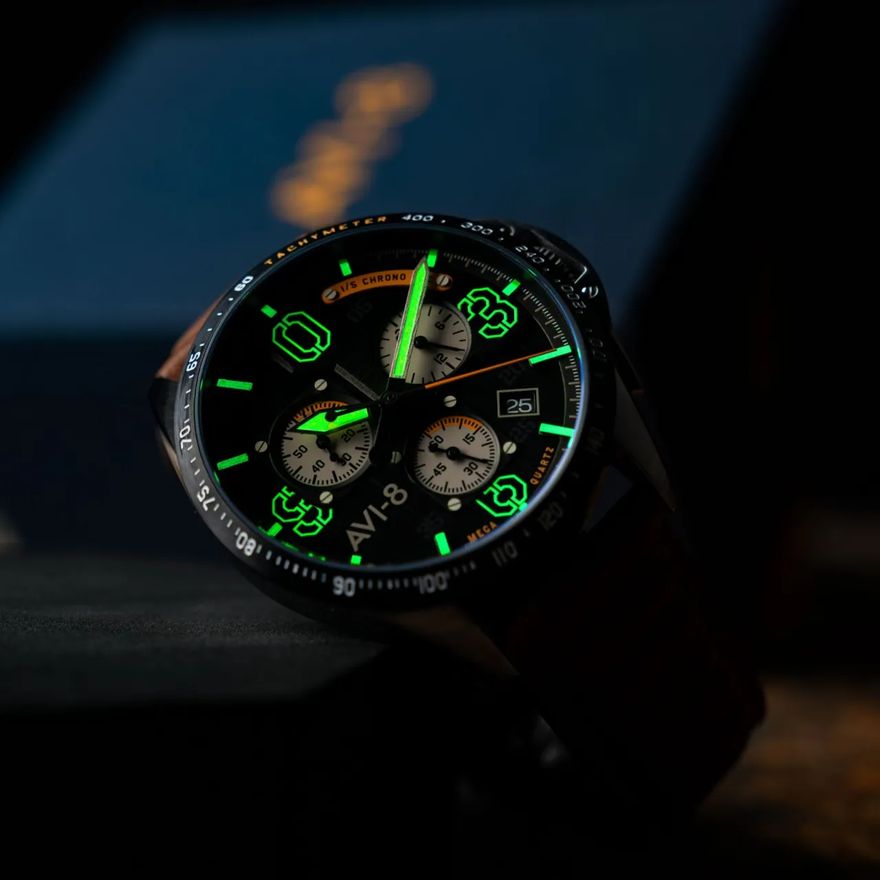 AVI-8 P-51 Mustang Blakeslee Chronograph Black AV407707 detay görseli 3