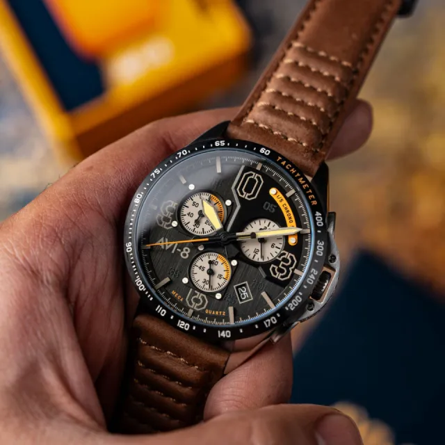 AVI-8 P-51 Mustang Blakeslee Chronograph Black AV407707 Görsel 3