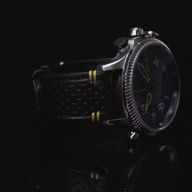 AVI-8 Hawker Hunter Duke Meca-Quartz Chronograph Black AV408001 Görsel 2