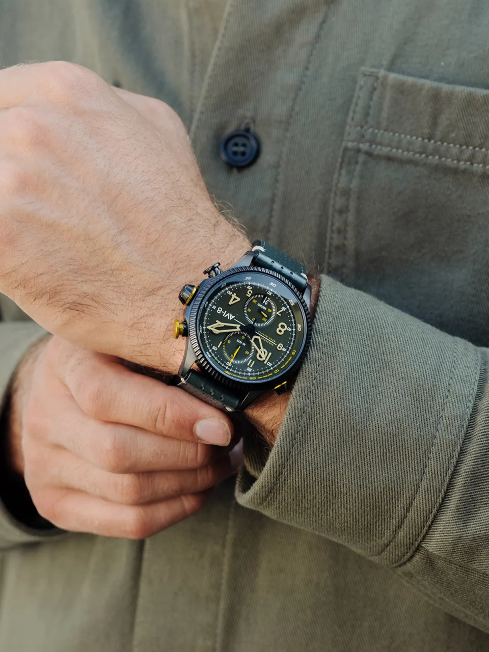 AVI-8 Hawker Hunter Duke Meca-Quartz Chronograph Green AV408003 detay görseli 1