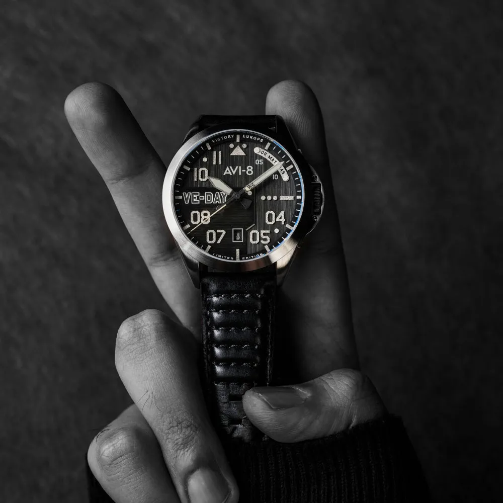 AVI-8 P-51 Mustang Patriot Automatic Black AV408203 detay görseli 3