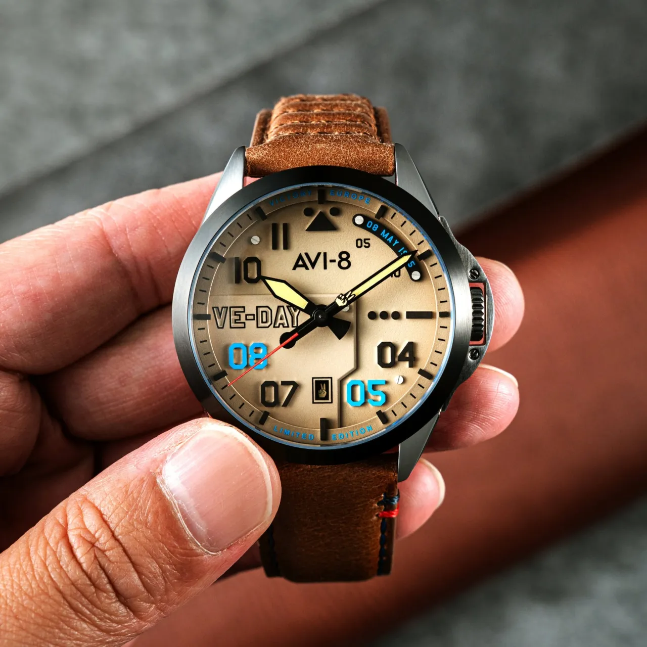 AVI-8 P-51 Mustang Patriot Automatic Cream AV408204 detay görseli 2