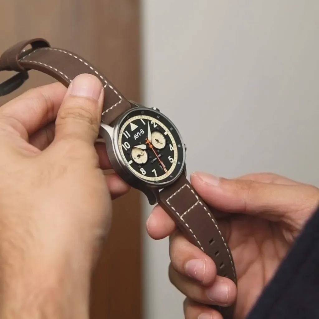 AVI-8 Hawker Hurricane Carey Dual Time Black AV408801 detay görseli 1