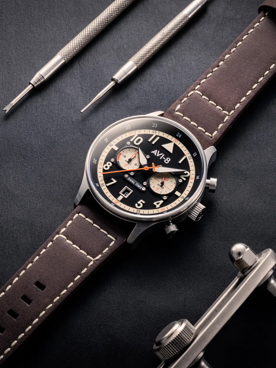 AVI-8 Hawker Hurricane Carey Dual Time Black AV408801 detay görseli 3