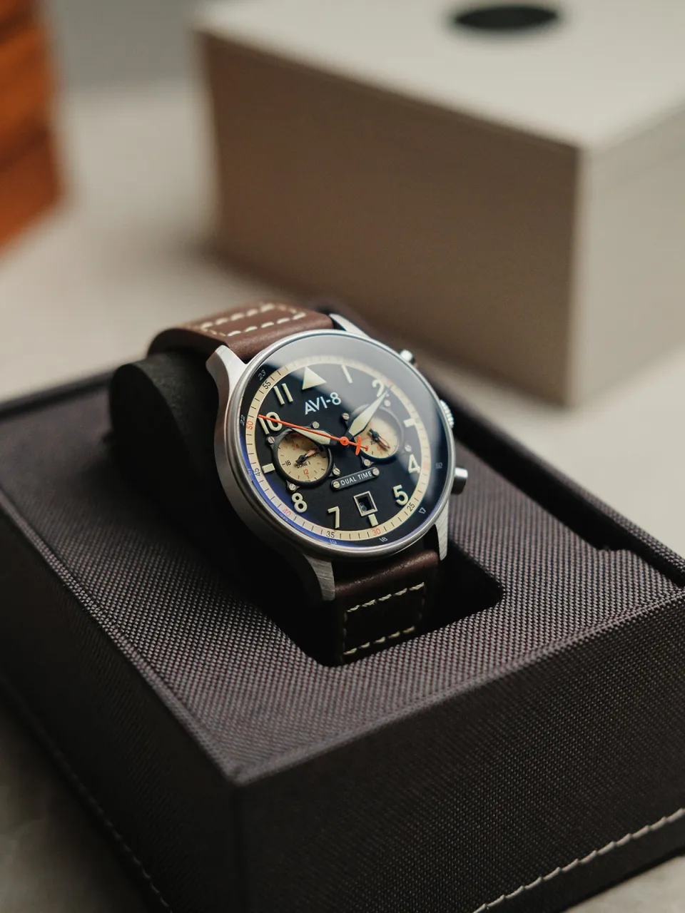 AVI-8 Hawker Hurricane Carey Dual Time Black AV408801 detay görseli 4