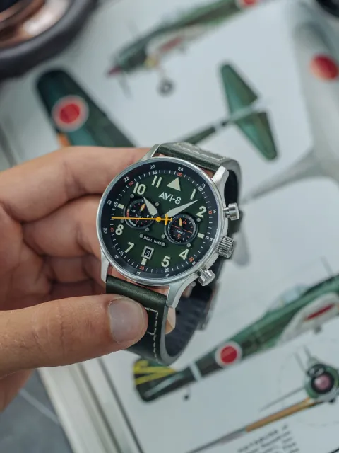 AVI-8 Hawker Hurricane Carey Dual Time Green AV408802 Görsel 5