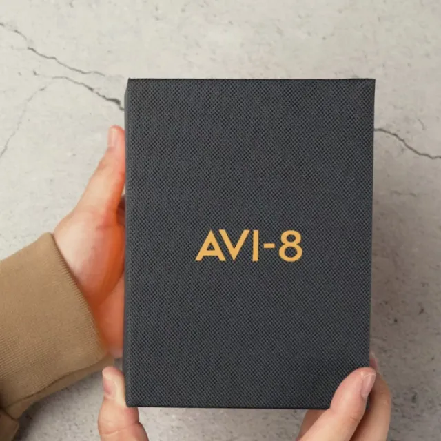 AVI-8 Hawker Hurricane Carey Dual Time Imperial War Museums Edition AV408807 Görsel 2