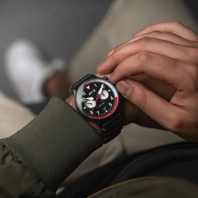 AVI-8 Hawker Hurricane Carey Dual Time Tri Color Black AV408808 Görsel 7