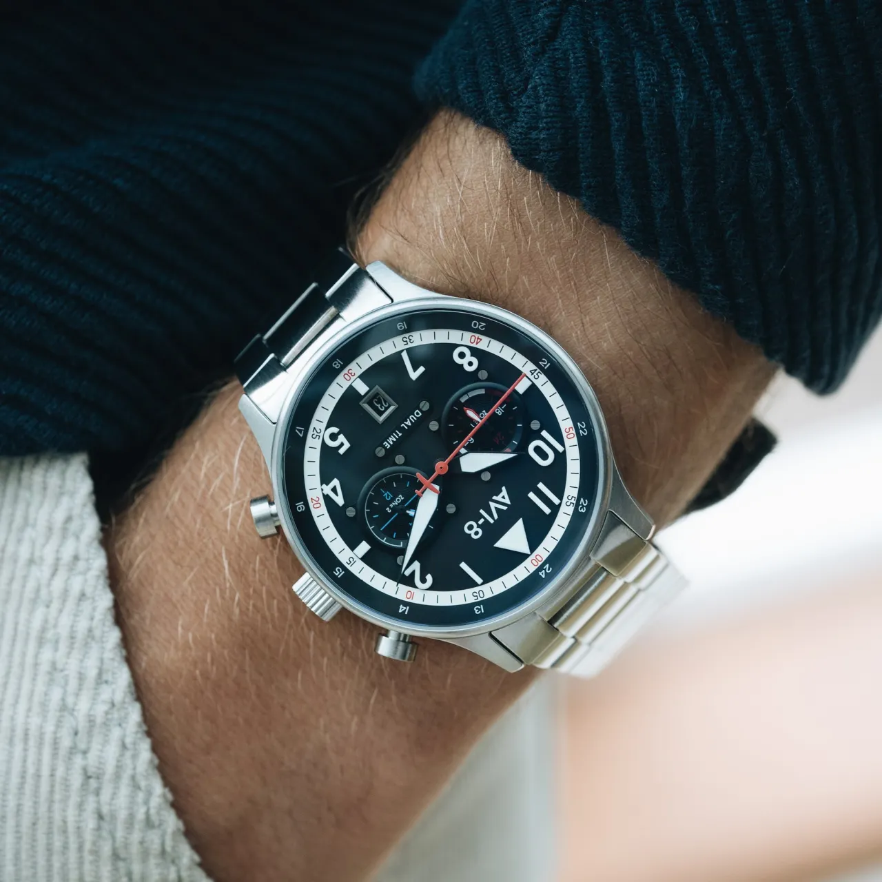 AVI-8 Hawker Hurricane Carey Dual Time Black AV408811 detay görseli 5