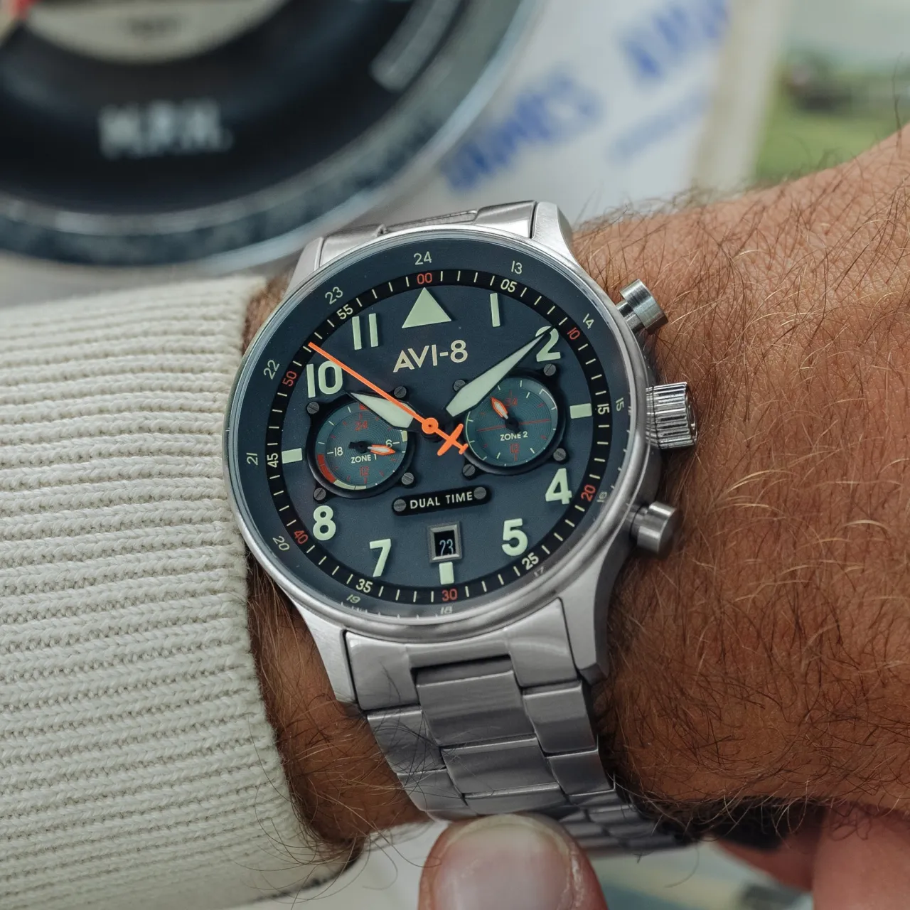 AVI-8 Hawker Hurricane Carey Dual Time Blue AV408822 detay görseli 5