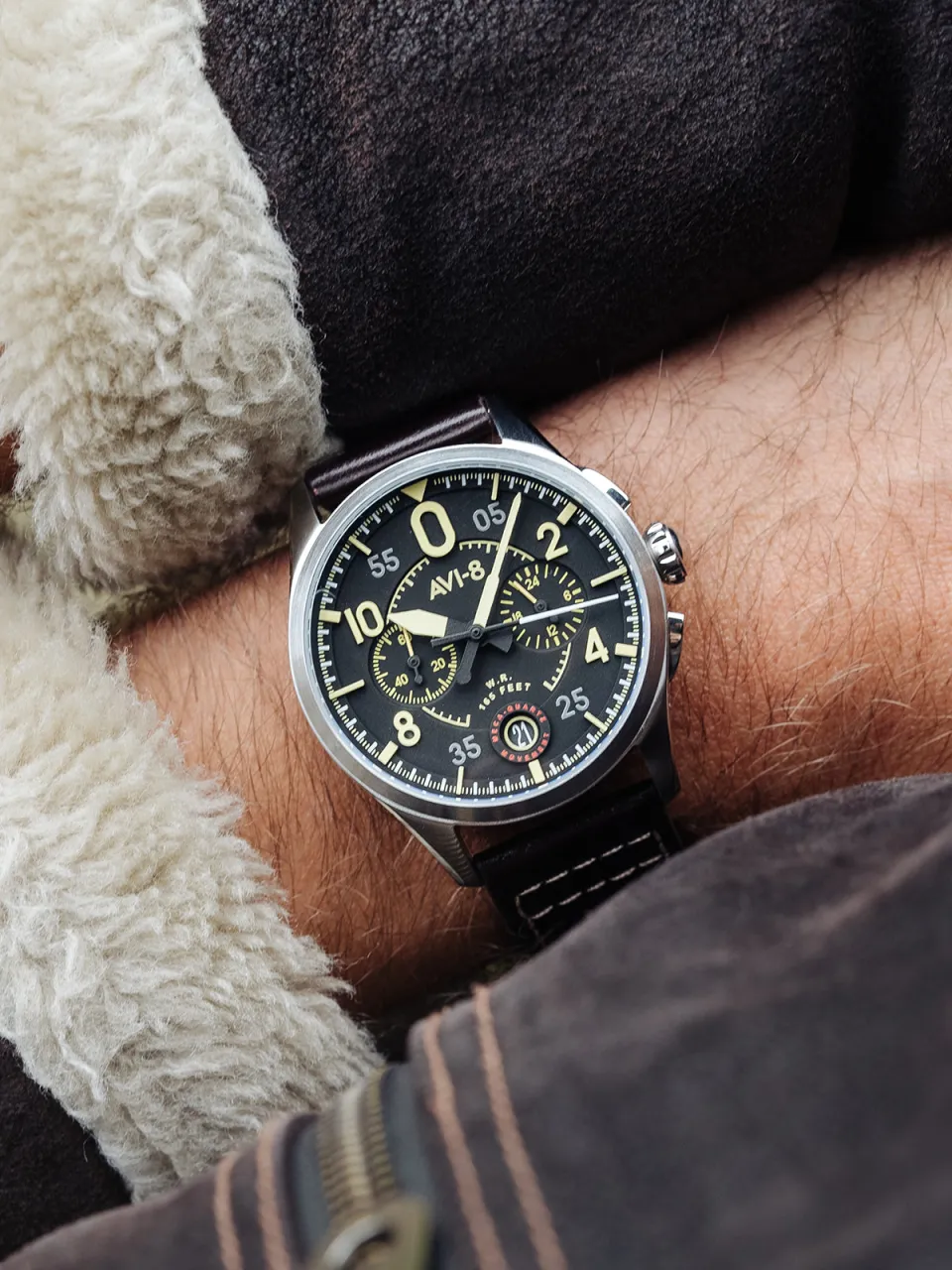 AVI-8 Spitfire Lock Chronograph Midnight Oak AV408901 detay görseli 2