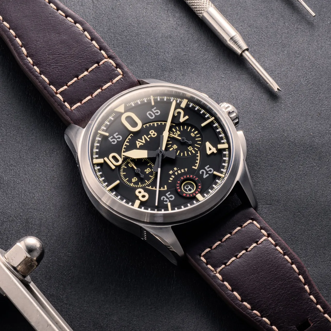 AVI-8 Spitfire Lock Chronograph Midnight Oak AV408901 detay görseli 5