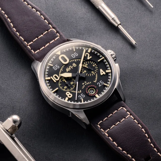 AVI-8 Spitfire Lock Chronograph Midnight Oak AV408901 Görsel 6