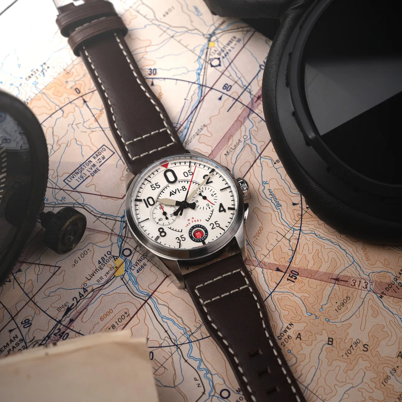 AVI-8 Spitfire Lock Chronograph White AV408905 detay görseli 2