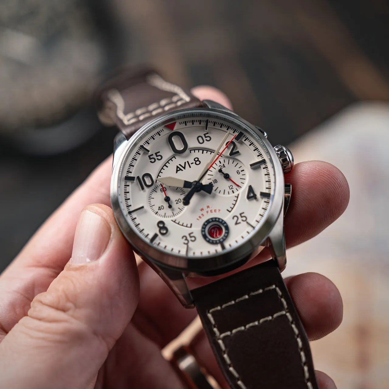 AVI-8 Spitfire Lock Chronograph White AV408905 detay görseli 4