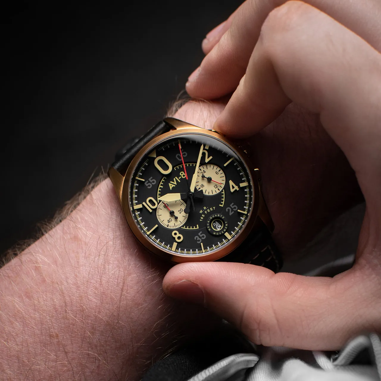 AVI-8 Spitfire Lock Chronograph Black AV408907 detay görseli 5