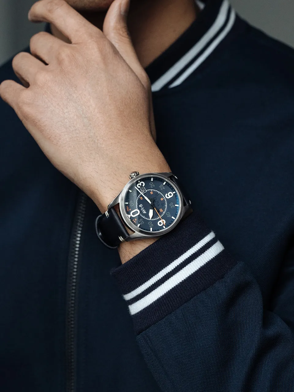 AVI-8 Spitfire Smith Automatic AV409002 detay görseli 3