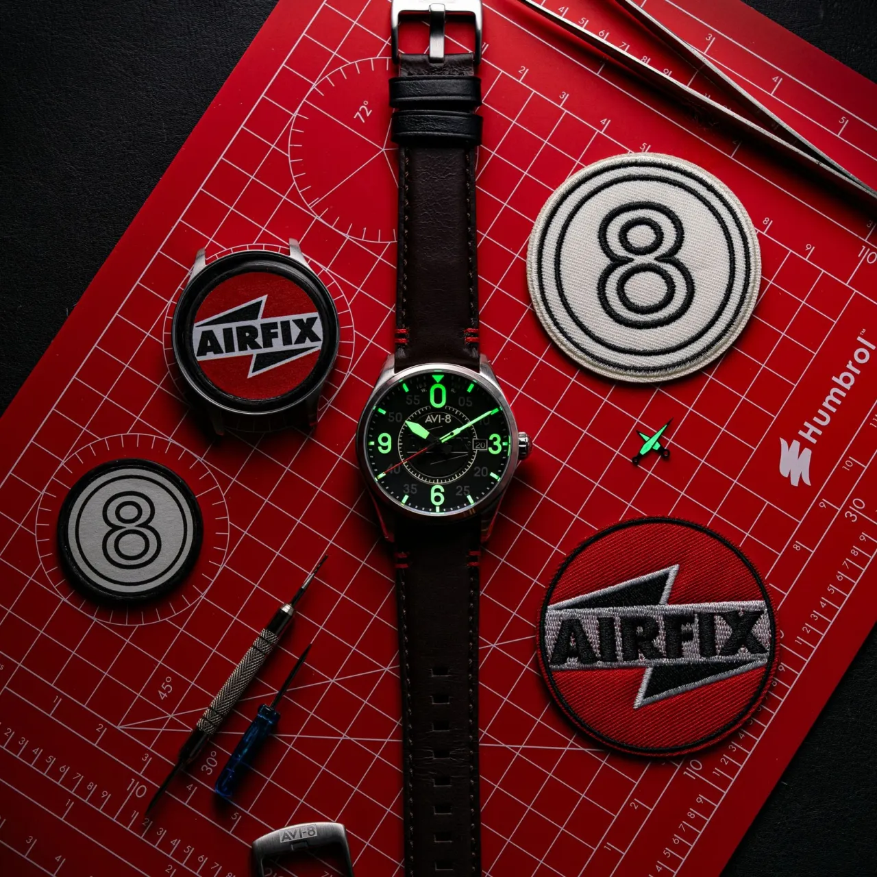 AVI-8 Spitfire Smith Automatic Granite Black AV409008 detay görseli 3
