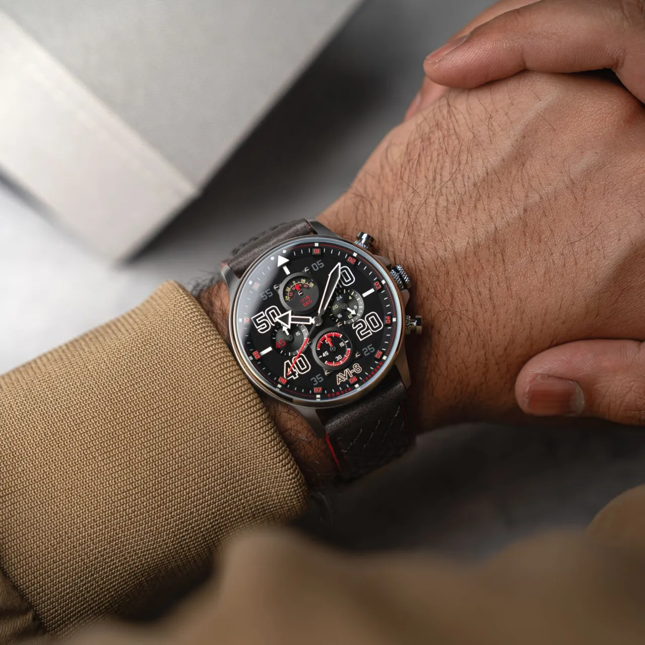 AVI-8 Hawker Typhoon Coningham Chronograph Black AV40930A detay görseli 2