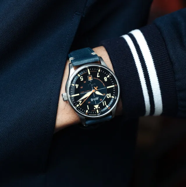 AVI-8 Hawker Hurricane Kent Otomatik AV409402 Görsel 4