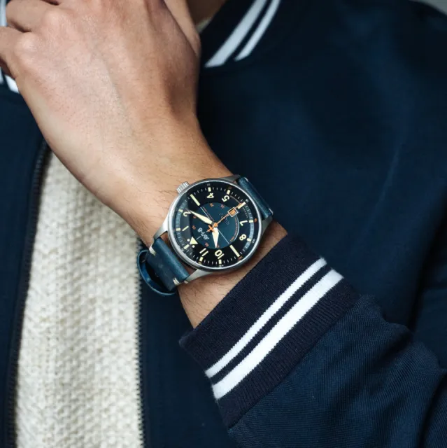 AVI-8 Hawker Hurricane Kent Otomatik AV409402 Görsel 5