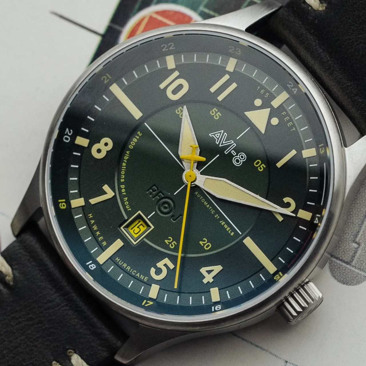 AVI-8 Hawker Hurricane Kent Automatic AV409403 detay görseli 3