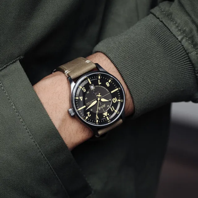 AVI-8 Hawker Hurricane Kent Automatic AV409404 Görsel 5