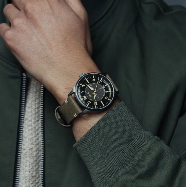 AVI-8 Hawker Hurricane Kent Automatic AV409404 Görsel 6