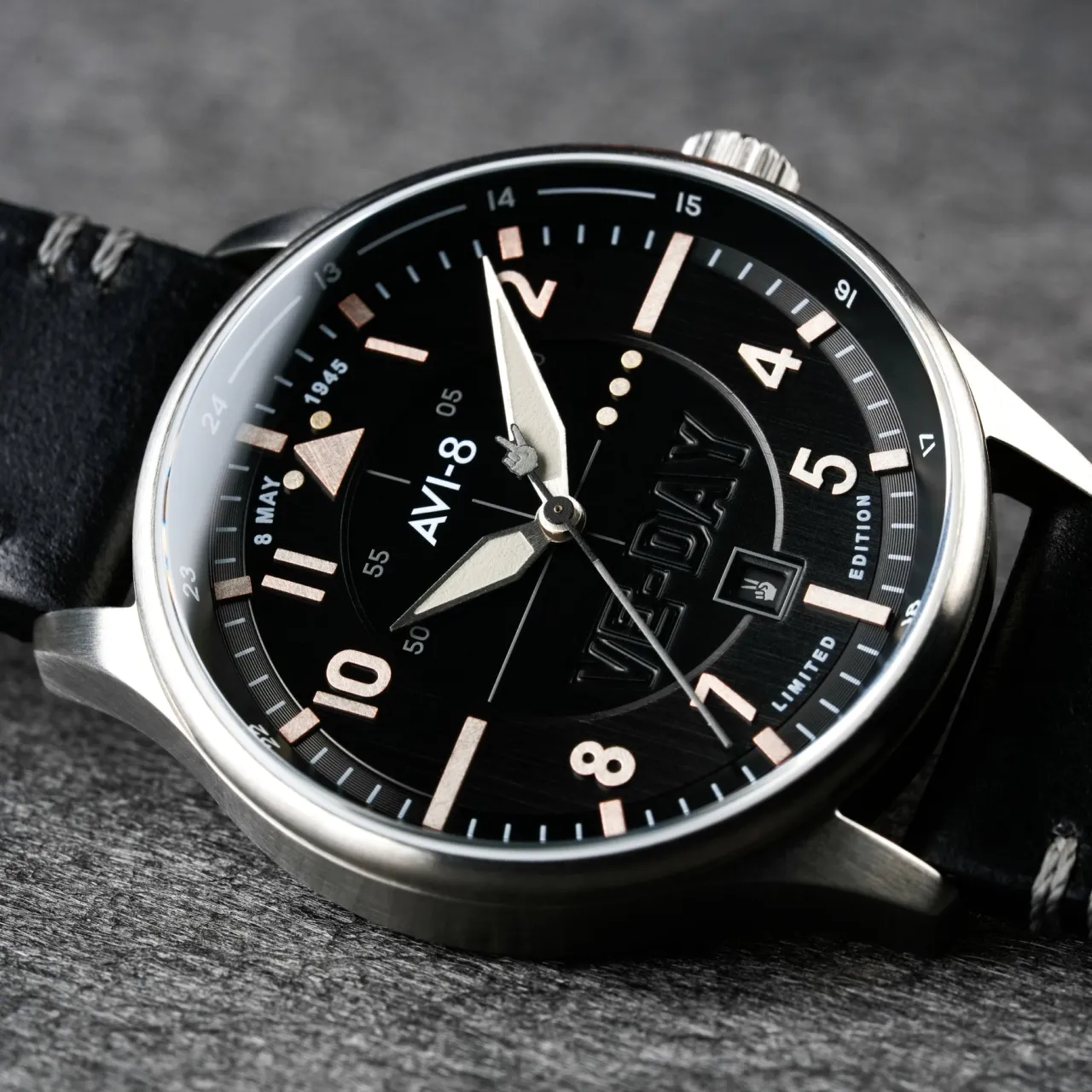 AVI-8 Hawker Hurricane Kent Automatic Black AV409405 detay görseli 3