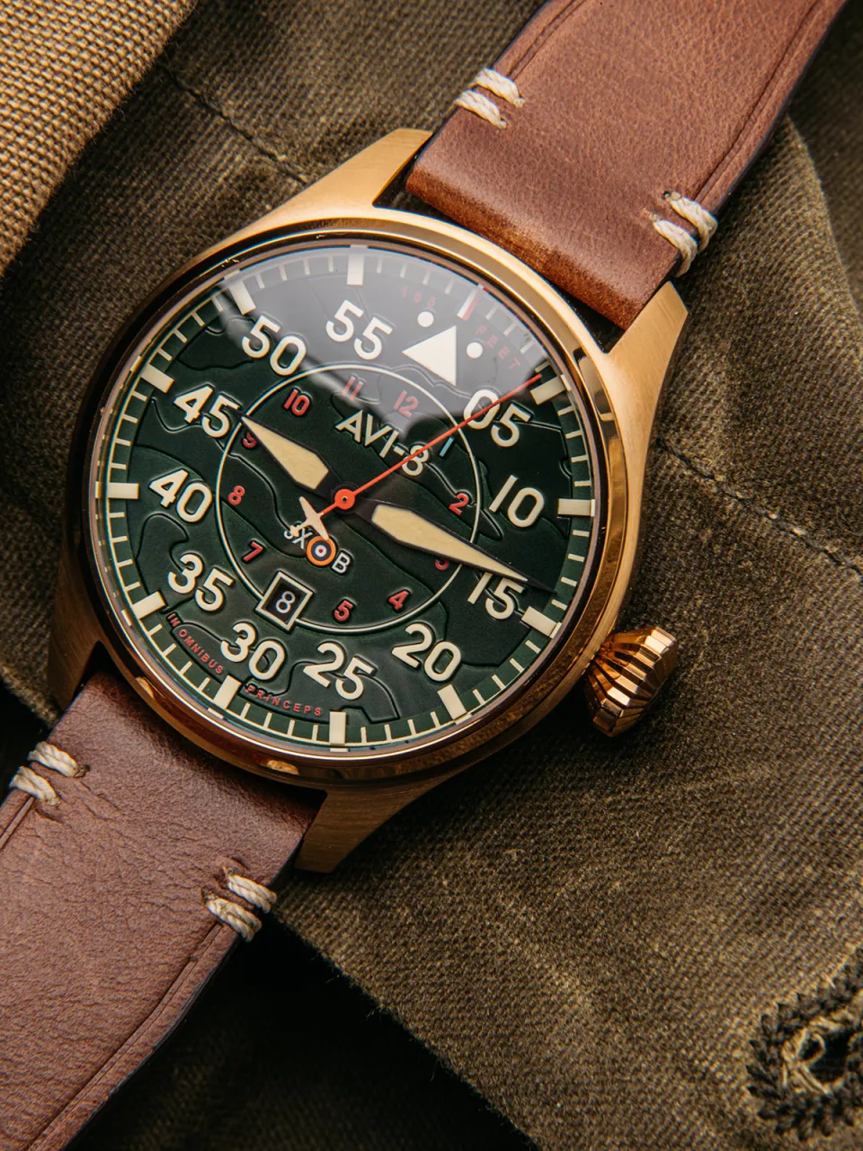 AVI-8 Hawker Hurricane Clowes Automatic AV409704 detay görseli 5