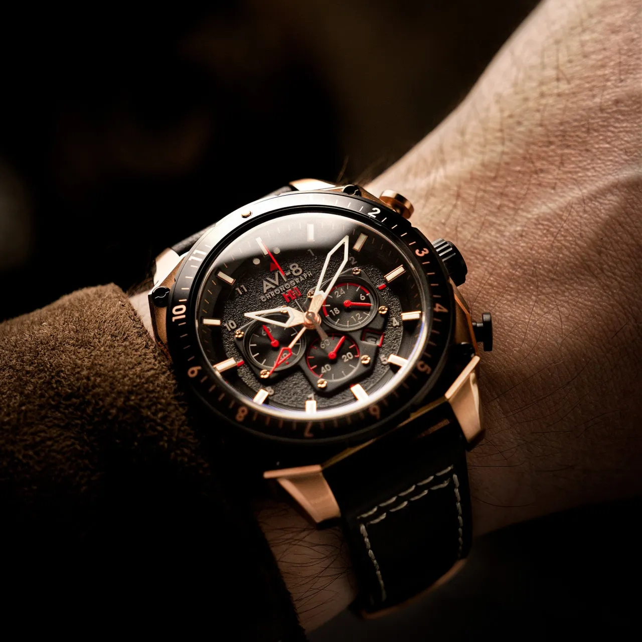 AVI-8 Hawker Hunter Atlas Dual Time Chronograph Black AV410006 detay görseli 2
