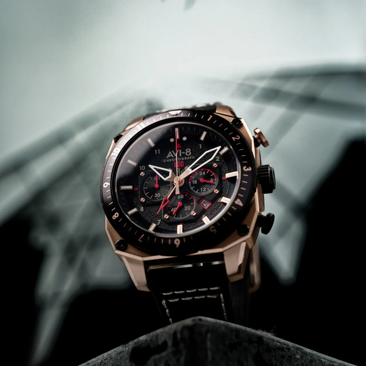 AVI-8 Hawker Hunter Atlas Dual Time Chronograph Black AV410006 detay görseli 4