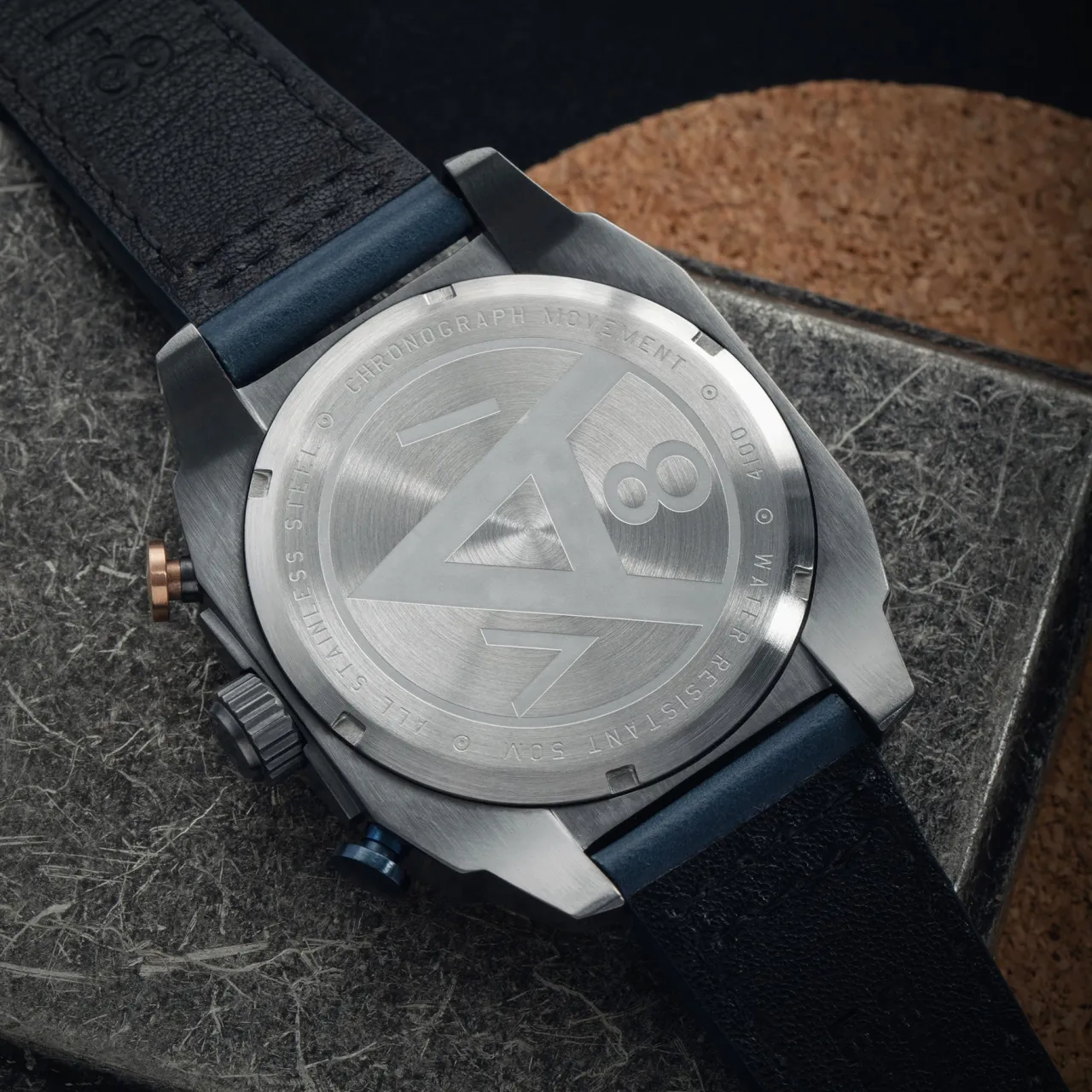 AVI-8 Hawker Hunter Atlas Dual Time Chronograph Charcoal Grey AV410007 detay görseli 4