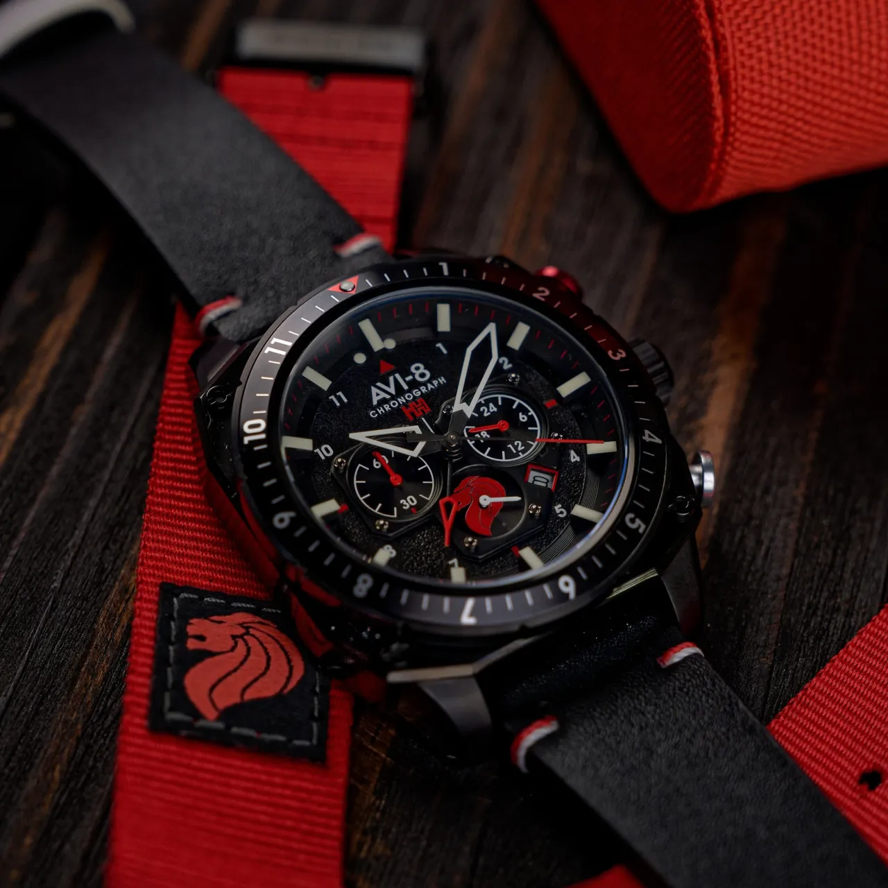 AVI-8 Hawker Hunter Atlas Dual Time Chronograph Black Pegasus Black AV41000A detay görseli 2