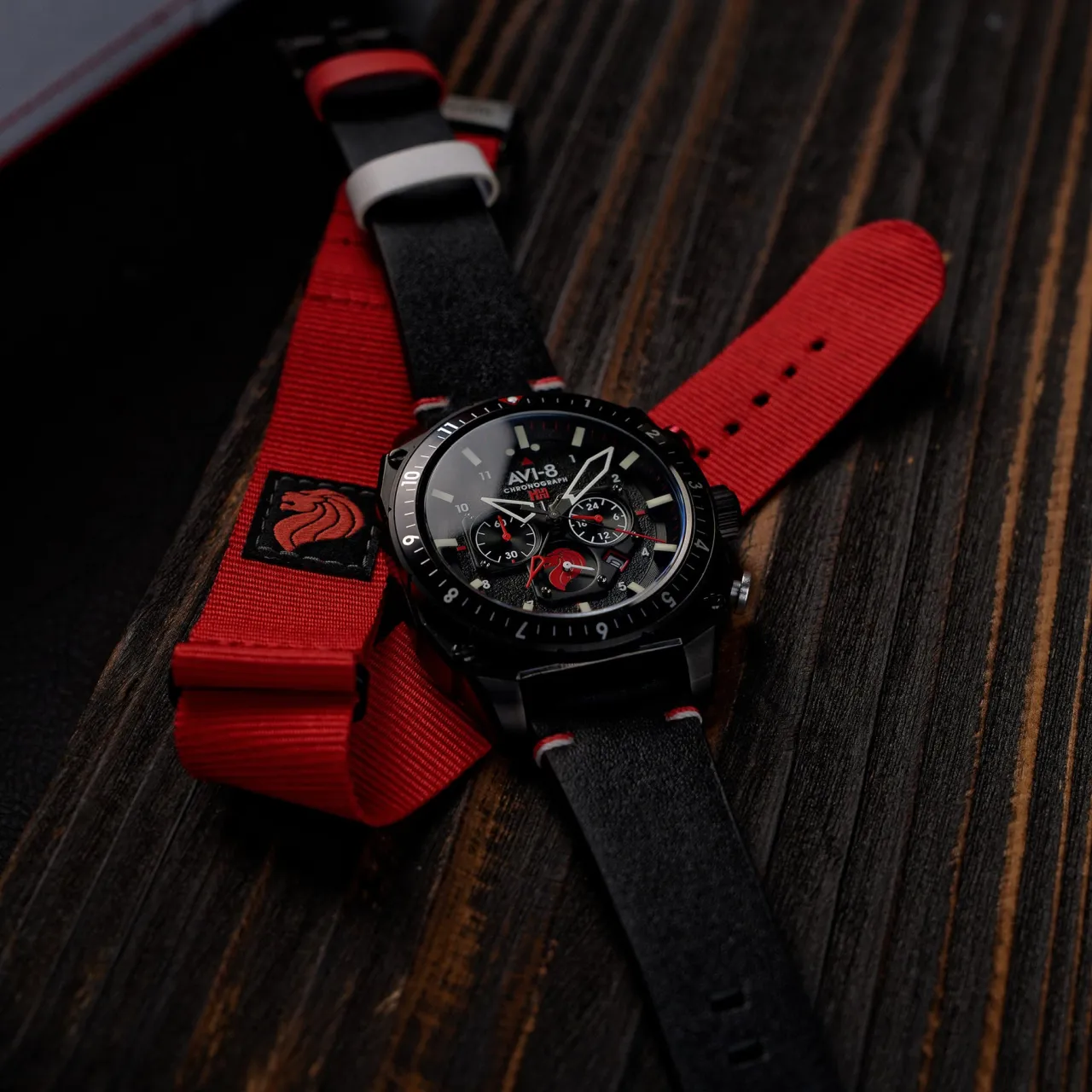 AVI-8 Hawker Hunter Atlas Dual Time Chronograph Black Pegasus Black AV41000A detay görseli 5