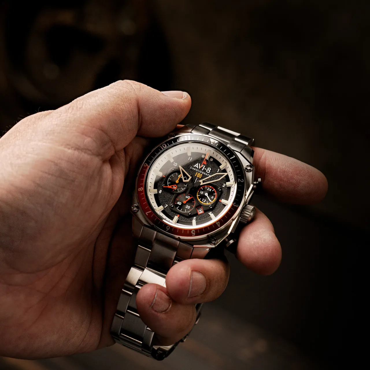 AVI-8 Hawker Hunter Atlas Dual Time Chronograph Raven Black AV410011 detay görseli 2
