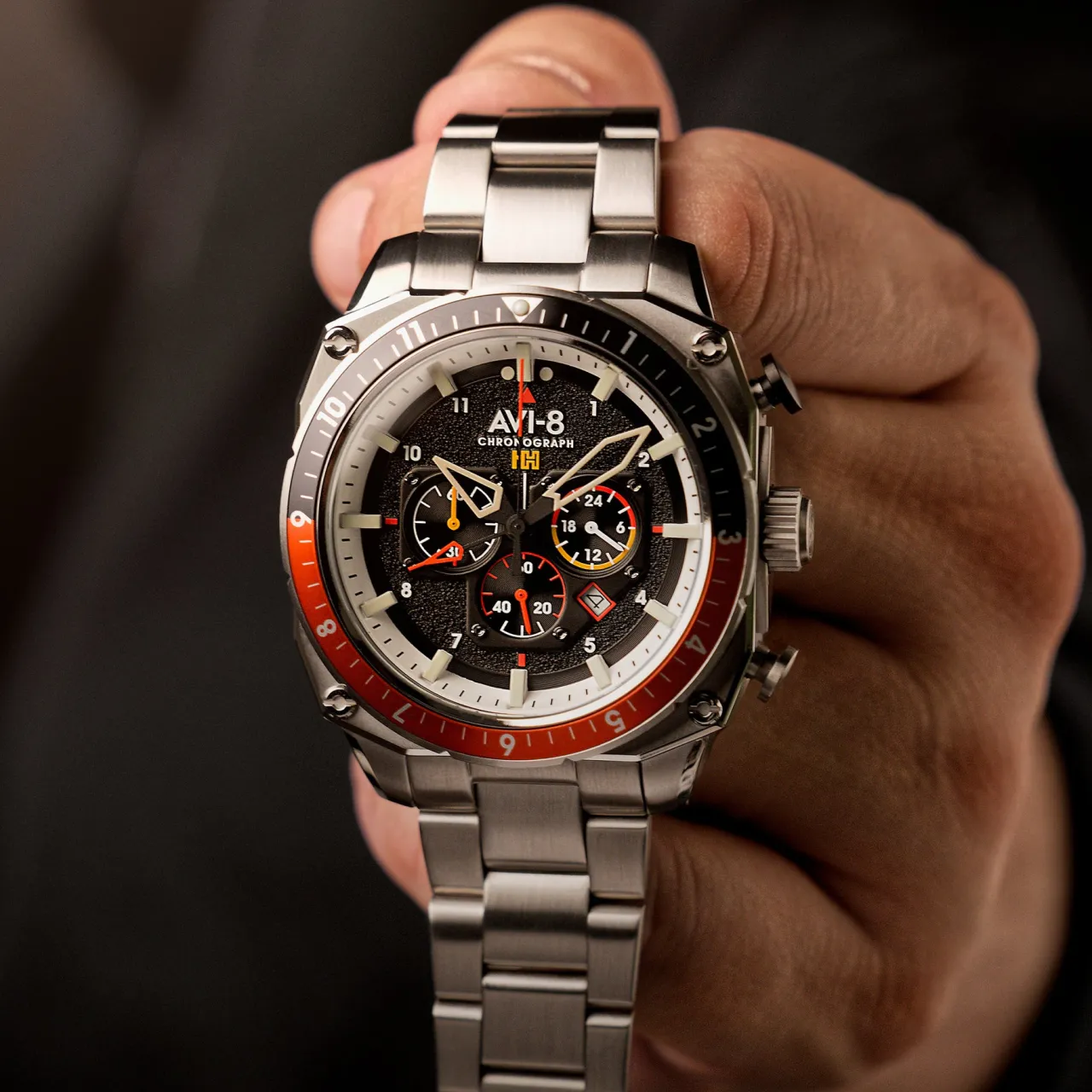 AVI-8 Hawker Hunter Atlas Dual Time Chronograph Raven Black AV410011 detay görseli 4