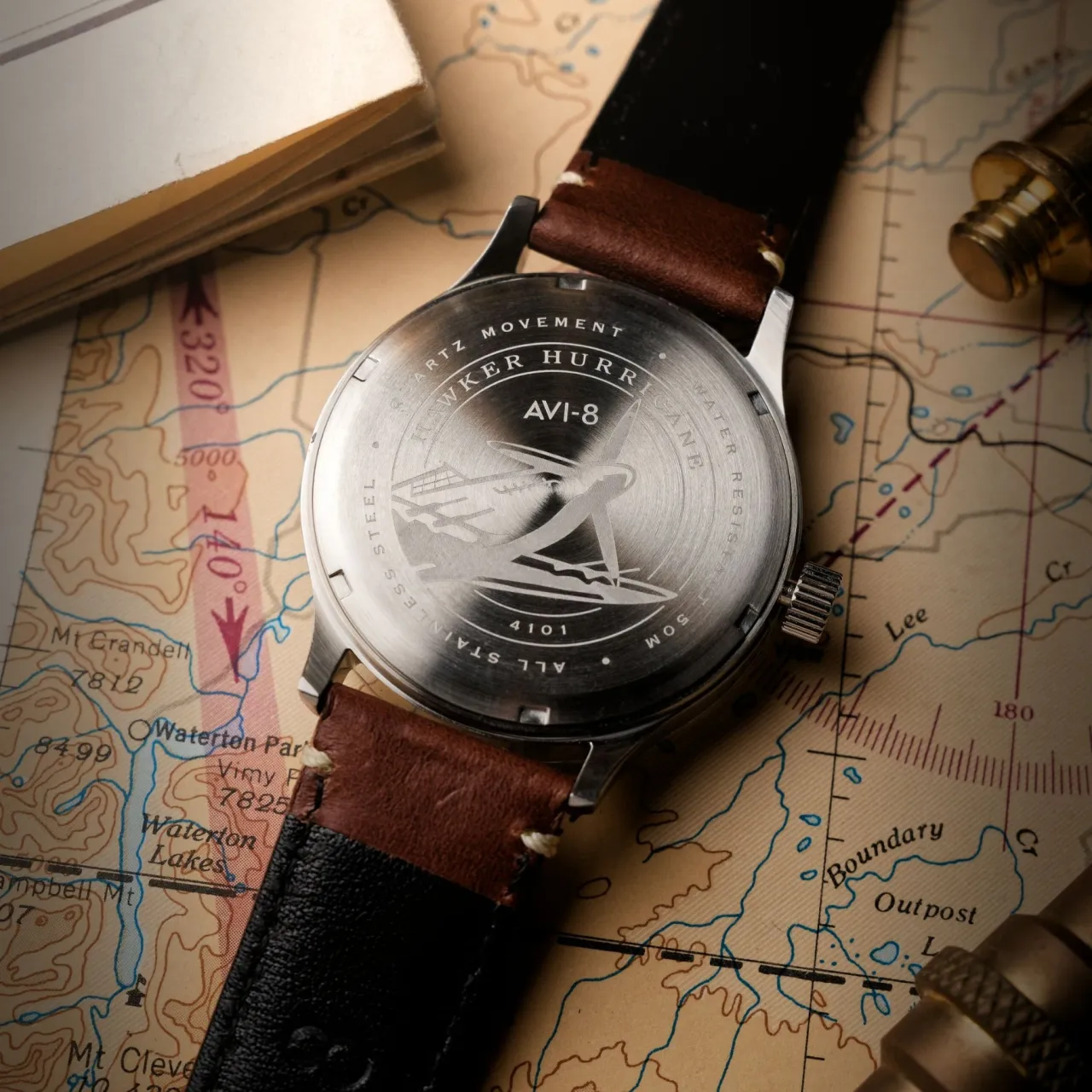 AVI-8 Hawker Hurricane McKellar Dual Time Black AV41010B detay görseli 4