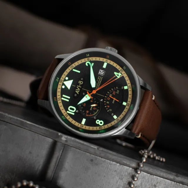 AVI-8 Hawker Hurricane McKellar Dual Time Black AV41010B Görsel 6