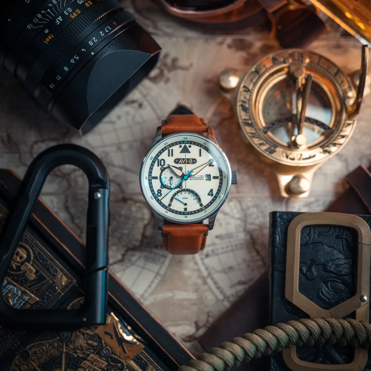 AVI-8 Hawker Hurricane McKellar Dual Time Brown Beige AV41010C detay görseli 3