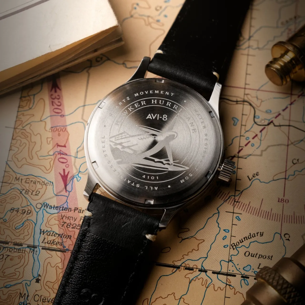 AVI-8 Hawker Hurricane McKellar Dual Time Gothic Green AV4101O detay görseli 4