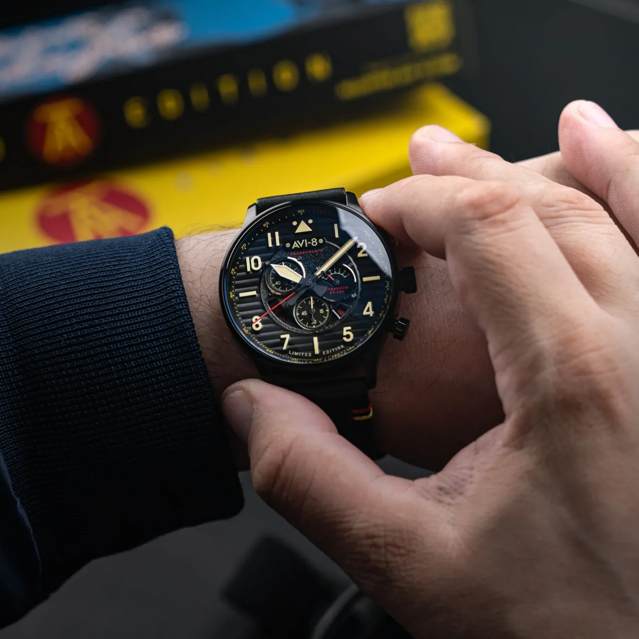 AVI-8 Flyboy Spirit Of Tuskegee Chronograph Limited Edition AV410901 detay görseli 4