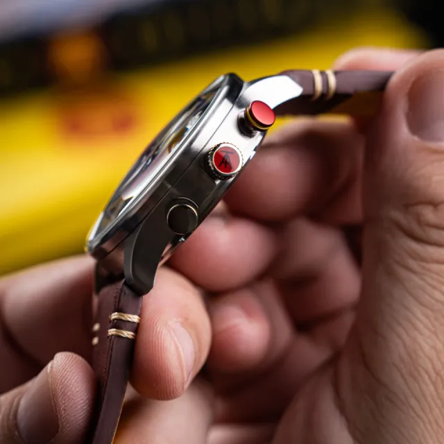 AVI-8 Flyboy Spirit Of Tuskegee Chronograph Limited Edition Red AV410902 Görsel 7