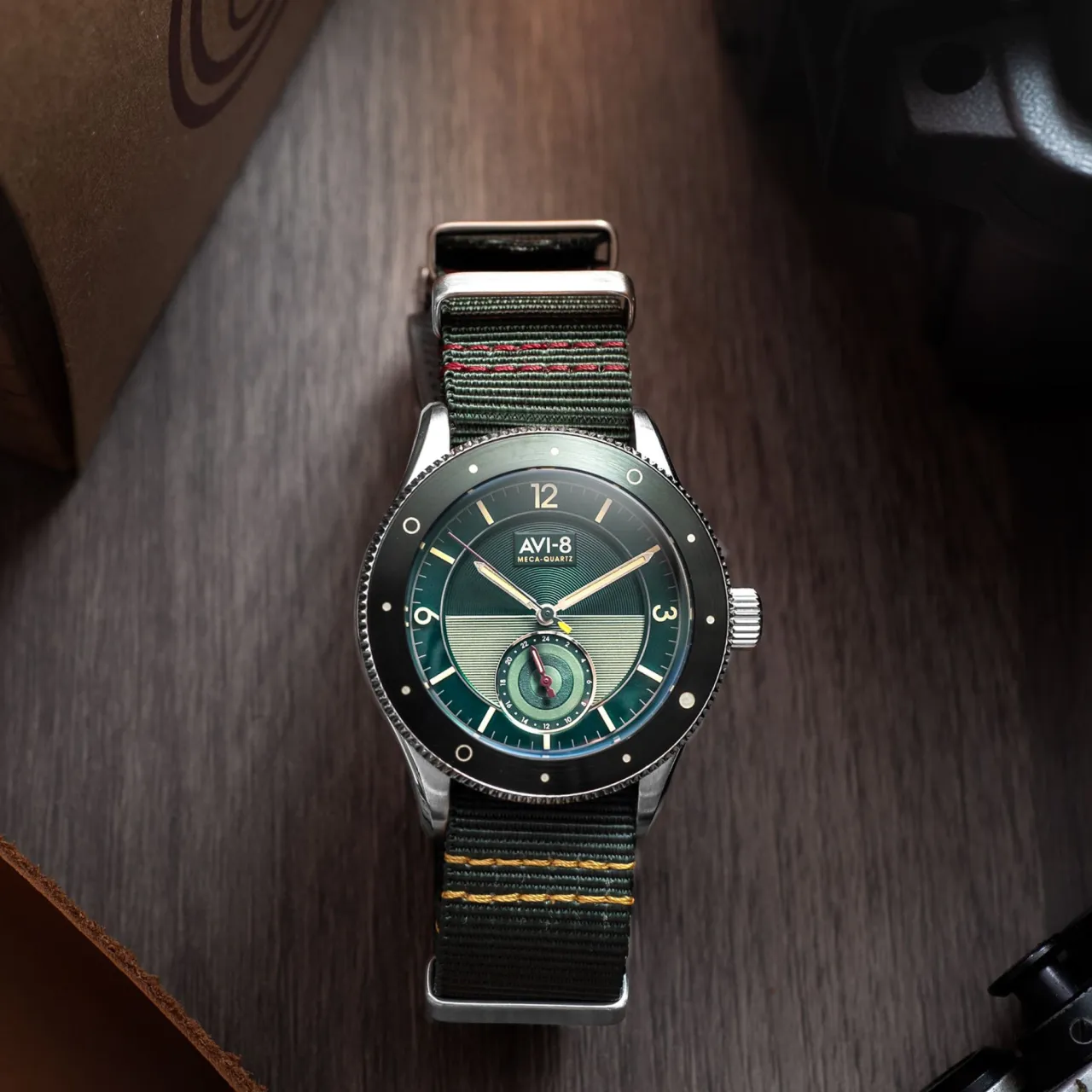 AVI-8 Flyboy Airmaster Sector Meca-Quartz Vert Green AV411202 detay görseli 2