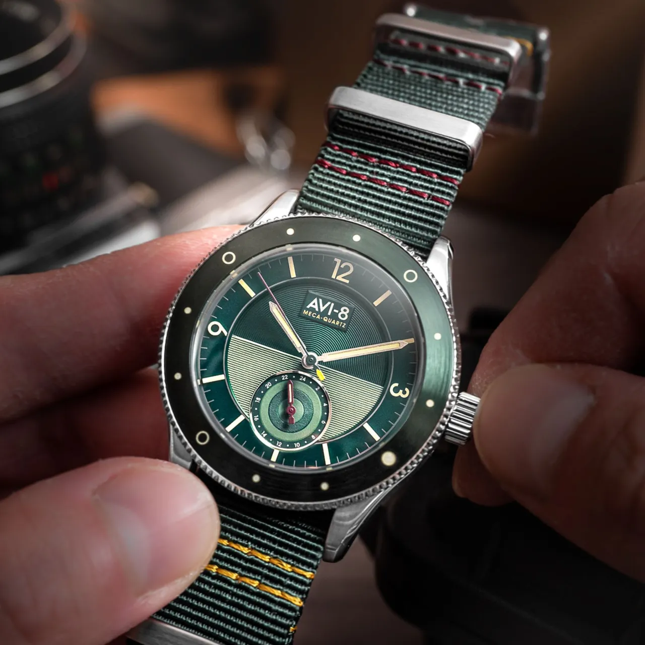 AVI-8 Flyboy Airmaster Sector Meca-Quartz Vert Green AV411202 detay görseli 5
